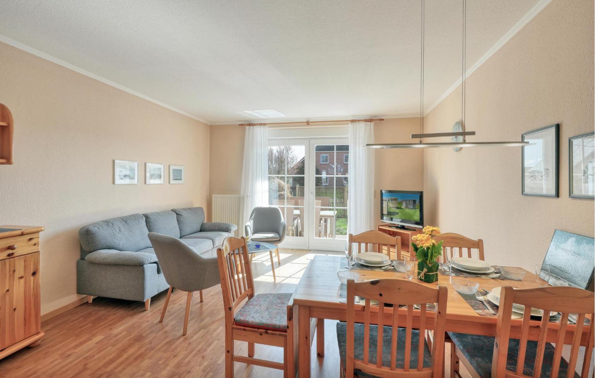 Nice Home In Toenning With Kitchen Extérieur photo