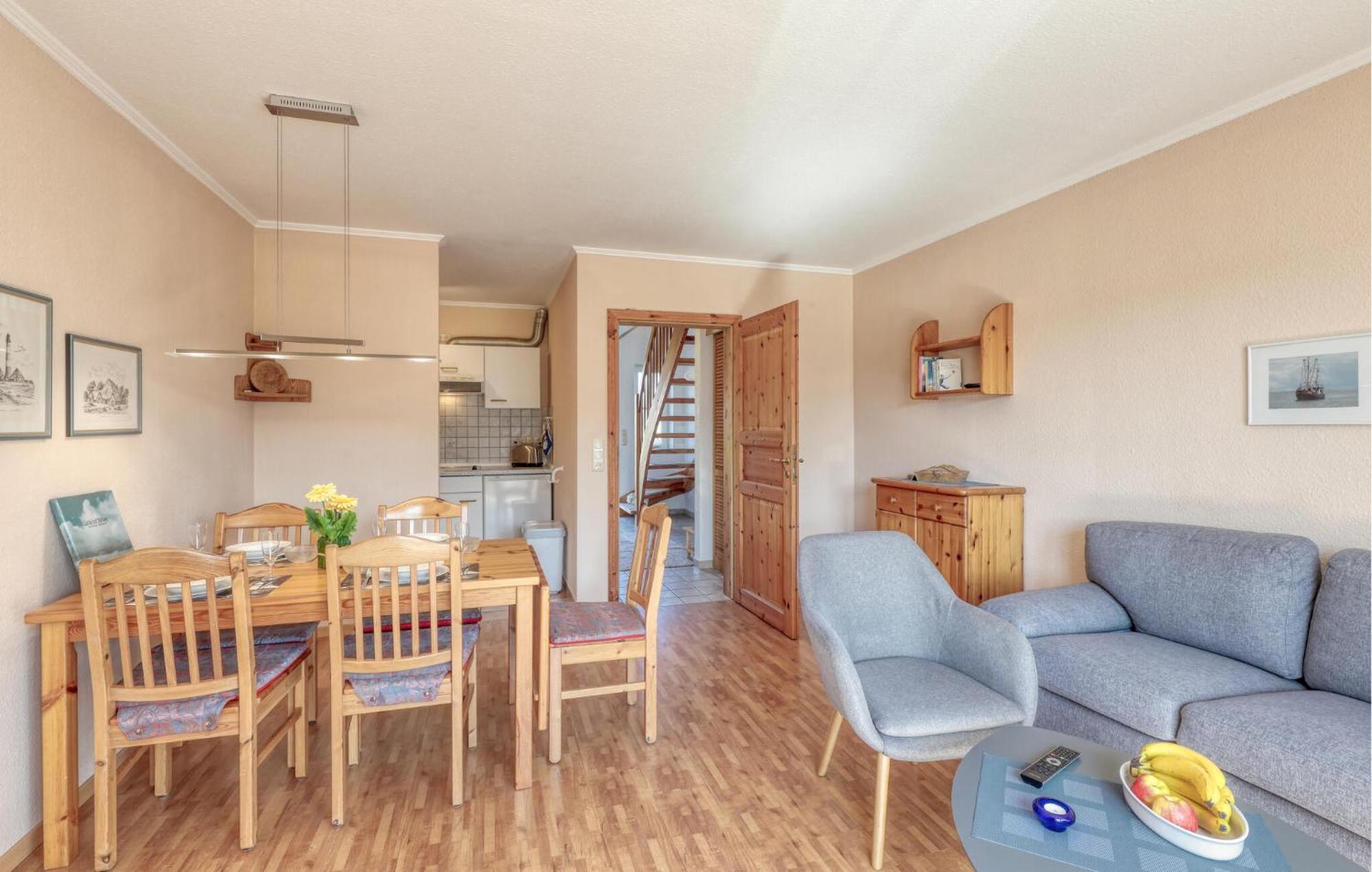 Nice Home In Toenning With Kitchen Extérieur photo